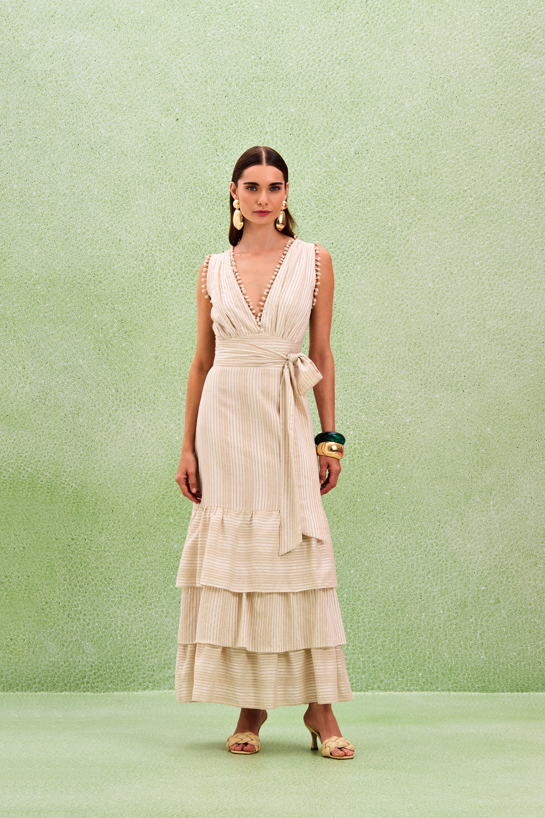 Vestido Longo Listrado com Pompons